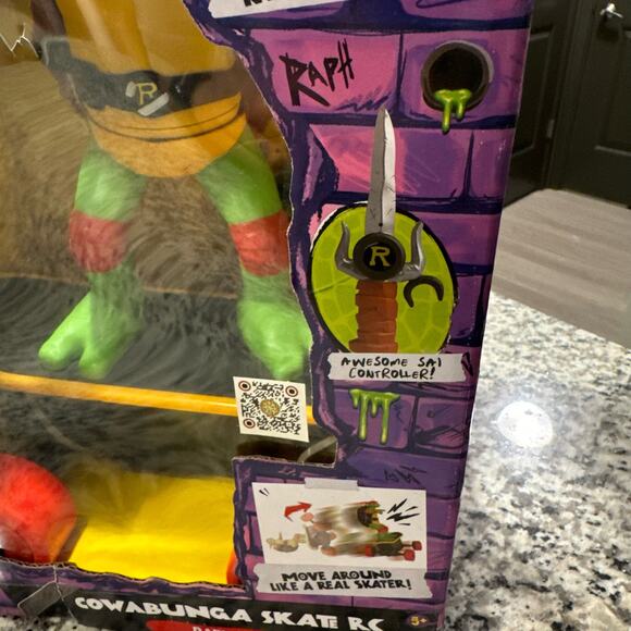 Ninja Turtles TMNT Raphael Cowabunga Skate RC Nickelodeon Funrise NEW IN BOX - Picture 9 of 9
